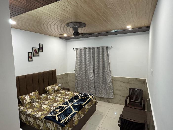 hotel utsav