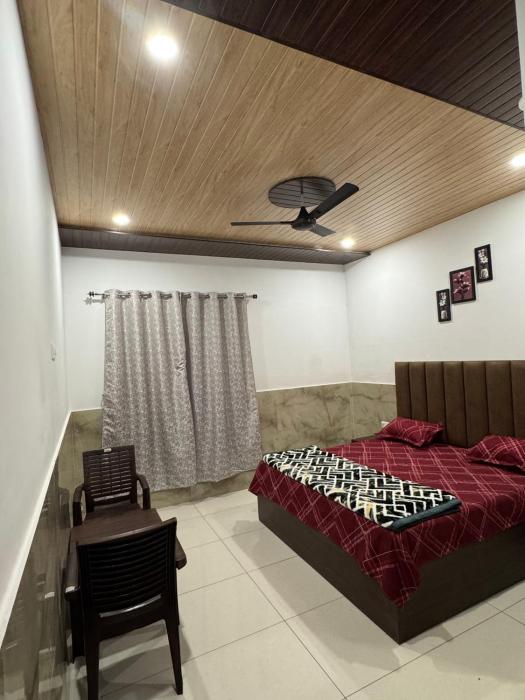 hotel utsav