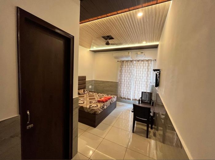 hotel utsav