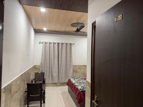 hotel utsav