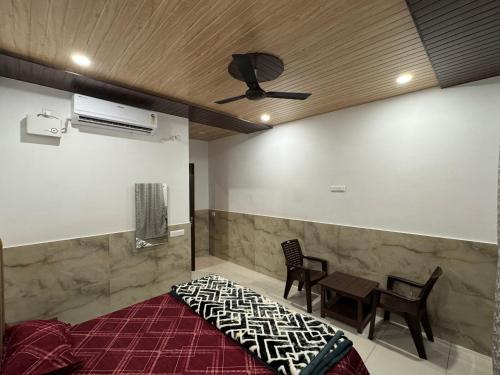 hotel utsav