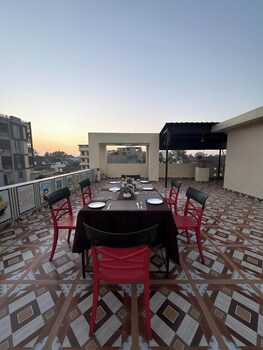 hotel tiger homestay