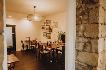 The Kentish Tasmania,,2 star