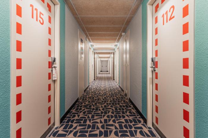 ibis budget pontorson baie du mont saint michel