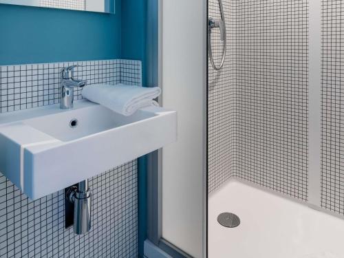 ibis budget pontorson baie du mont saint michel