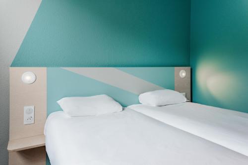 ibis budget pontorson baie du mont saint michel