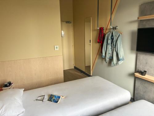 ibis budget pontorson baie du mont saint michel