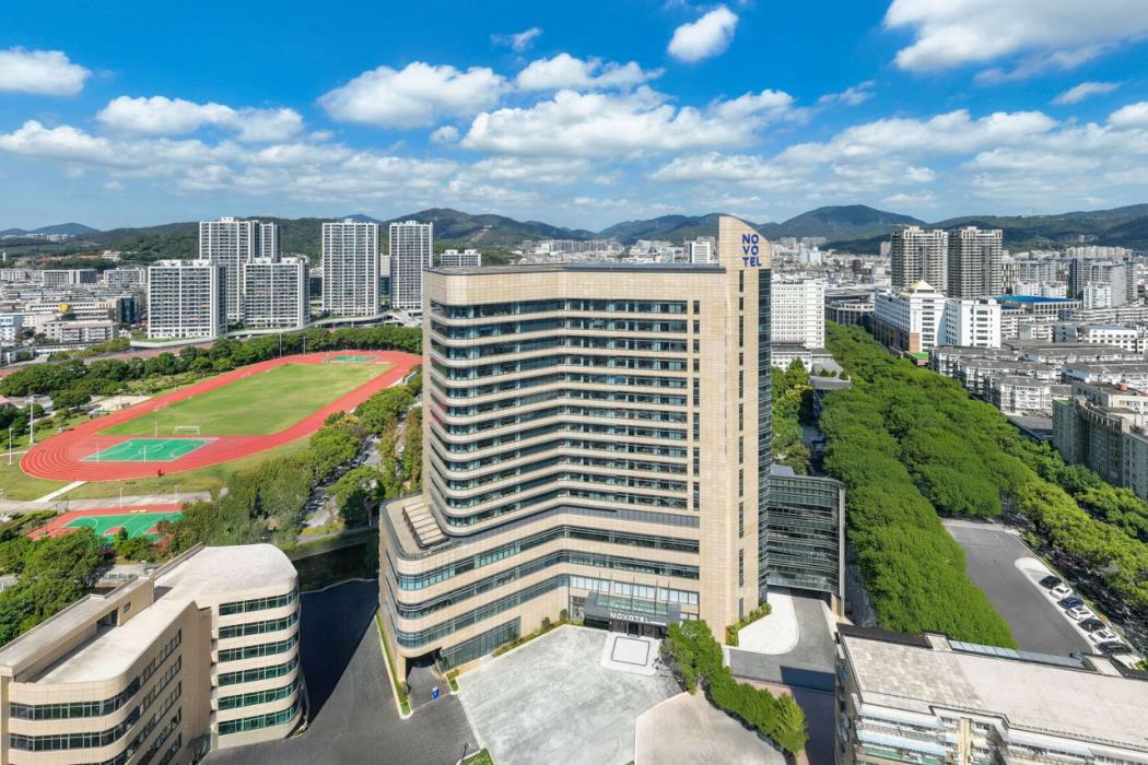 novotel zhoushan luting