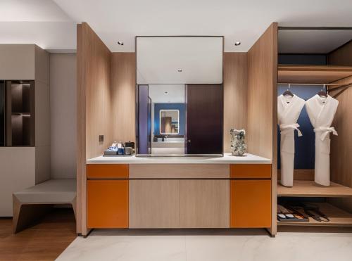 novotel zhoushan luting