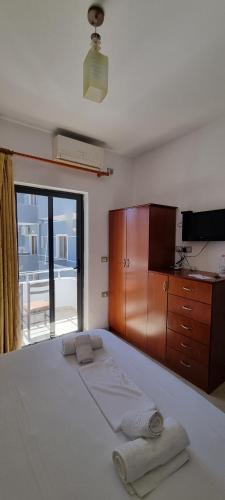 2 palmat hotel