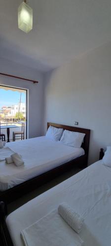 2 palmat hotel