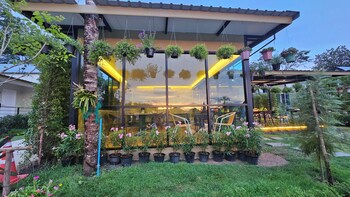 nararin family house