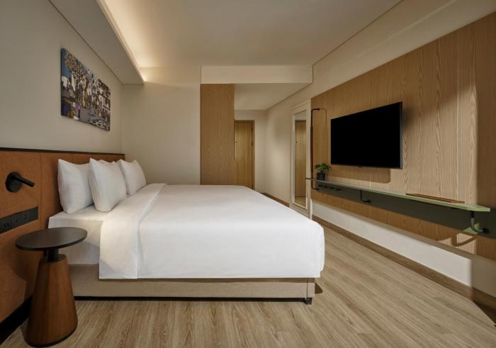 artotel living world grand wisata bekasi