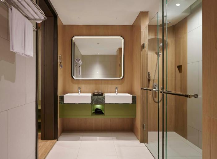 artotel living world grand wisata bekasi