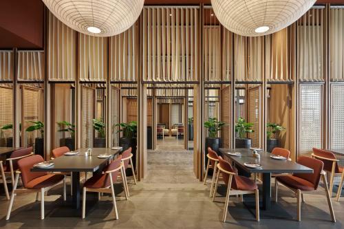 artotel living world grand wisata bekasi