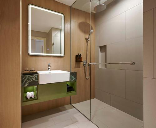 artotel living world grand wisata bekasi