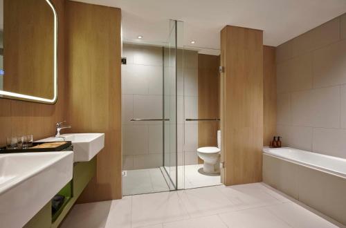 artotel living world grand wisata bekasi