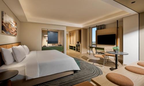 artotel living world grand wisata bekasi