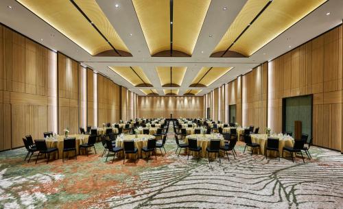 artotel living world grand wisata bekasi