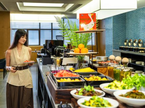 ssaw hotel shenzhen qianhai nantou ancient town