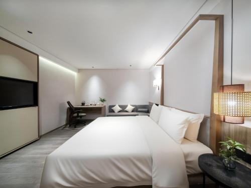 ssaw hotel shenzhen qianhai nantou ancient town