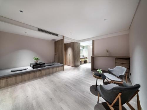 ssaw hotel shenzhen qianhai nantou ancient town