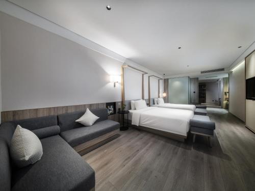 ssaw hotel shenzhen qianhai nantou ancient town