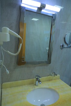 libanos hotel