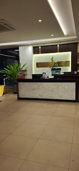 hotel amulya royal inn