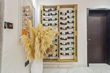 d5 future hotel and apartment
