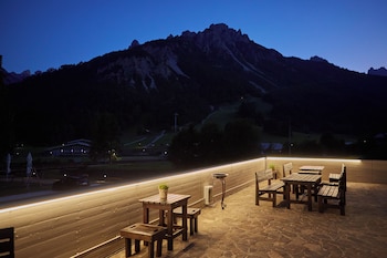 Hotel Villa Alpina,,3 star