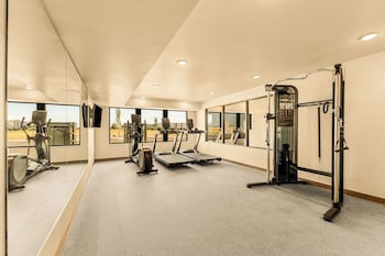 Livaway Suites Phoenix-Glendale,,2 star