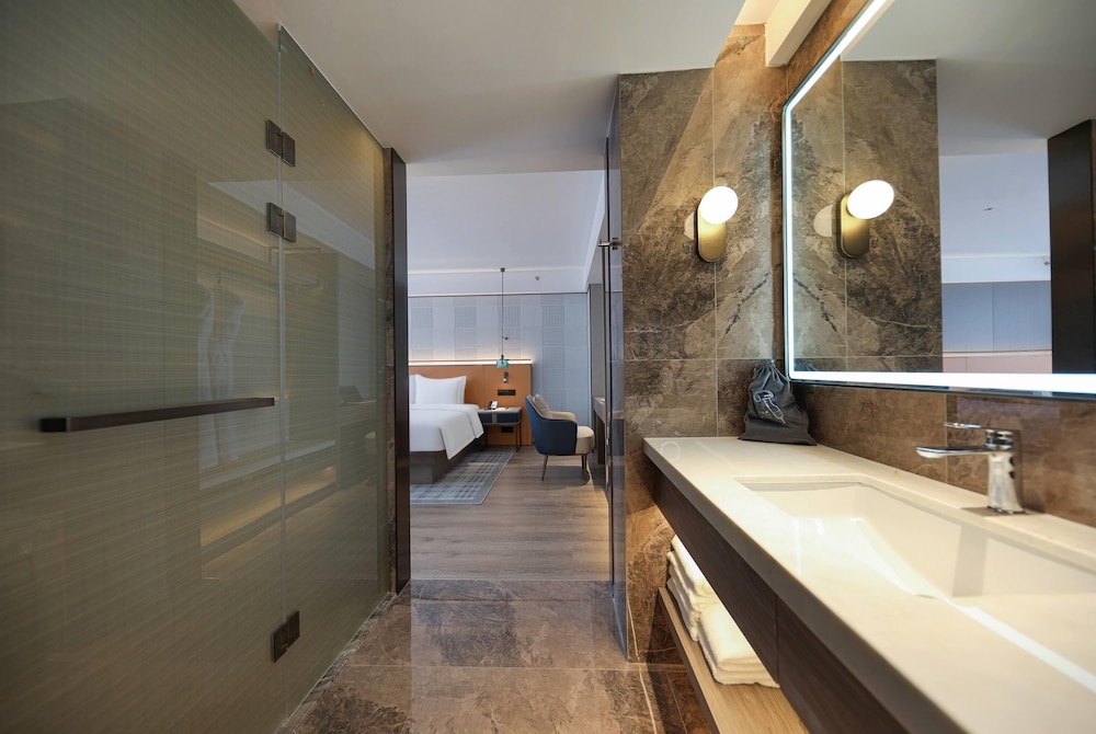 days inn by wyndham zhengzhou xinzheng airport