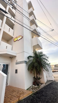 Sunsea Okinawa Stunning Ocean View 2Br Sleeps 6 20 Min From Airport 3 Min To Shopping Mall,,4 star
