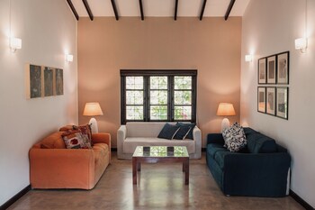 The 6Th Milepost Tea Bungalow,,3 star