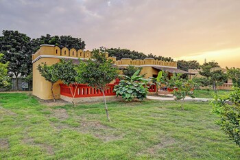 aanandam resort by elivaas