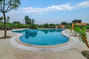 aanandam resort by elivaas