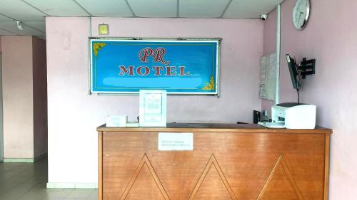 Capital O 91275 Pr Motel,,2 star