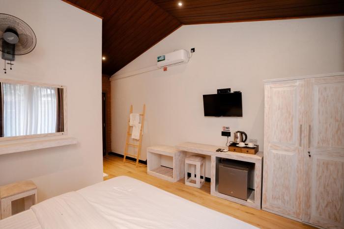 sunsei beach negombo