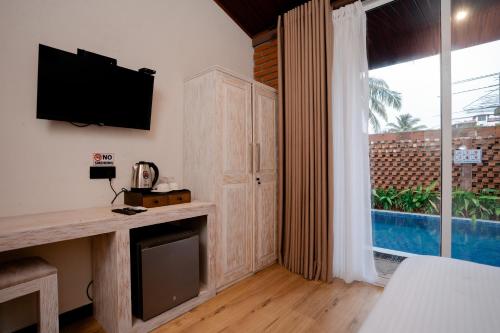 sunsei beach negombo