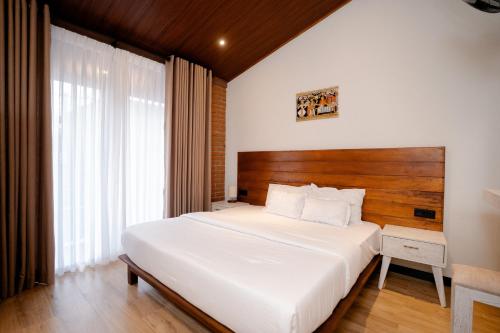 sunsei beach negombo
