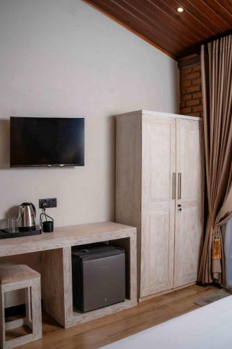 sunsei beach negombo