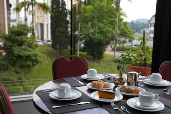 Hotel Franco Blumenau,,2 star