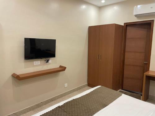 the rivanta hotel near airport road mohali zirakpur chandigarh