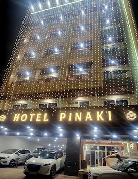 hotel pinaki