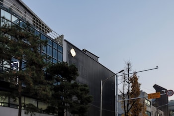 yul hotel