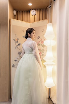 yul hotel