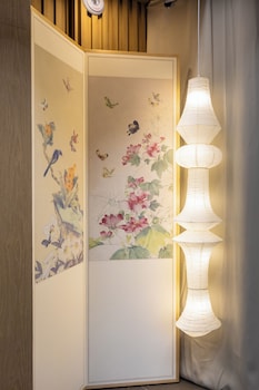 yul hotel