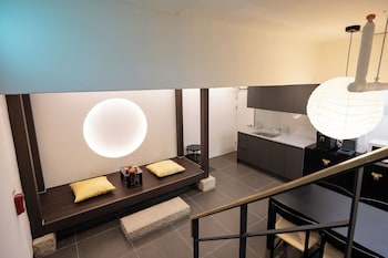 yul hotel