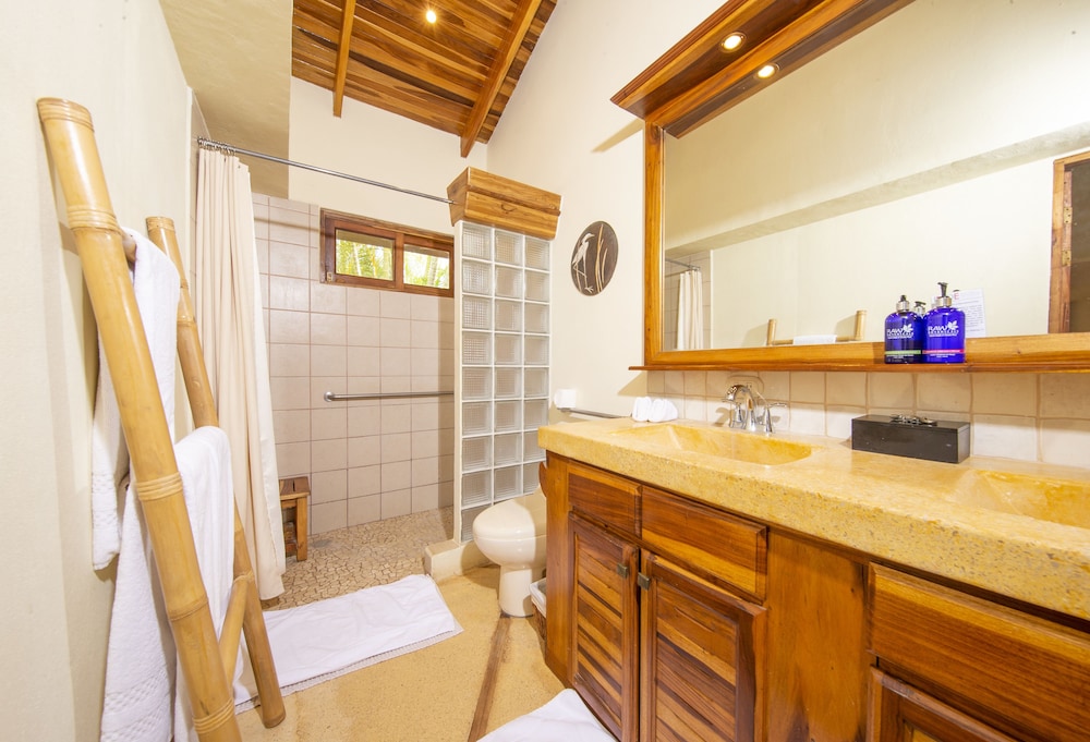 los altos de eros adults only